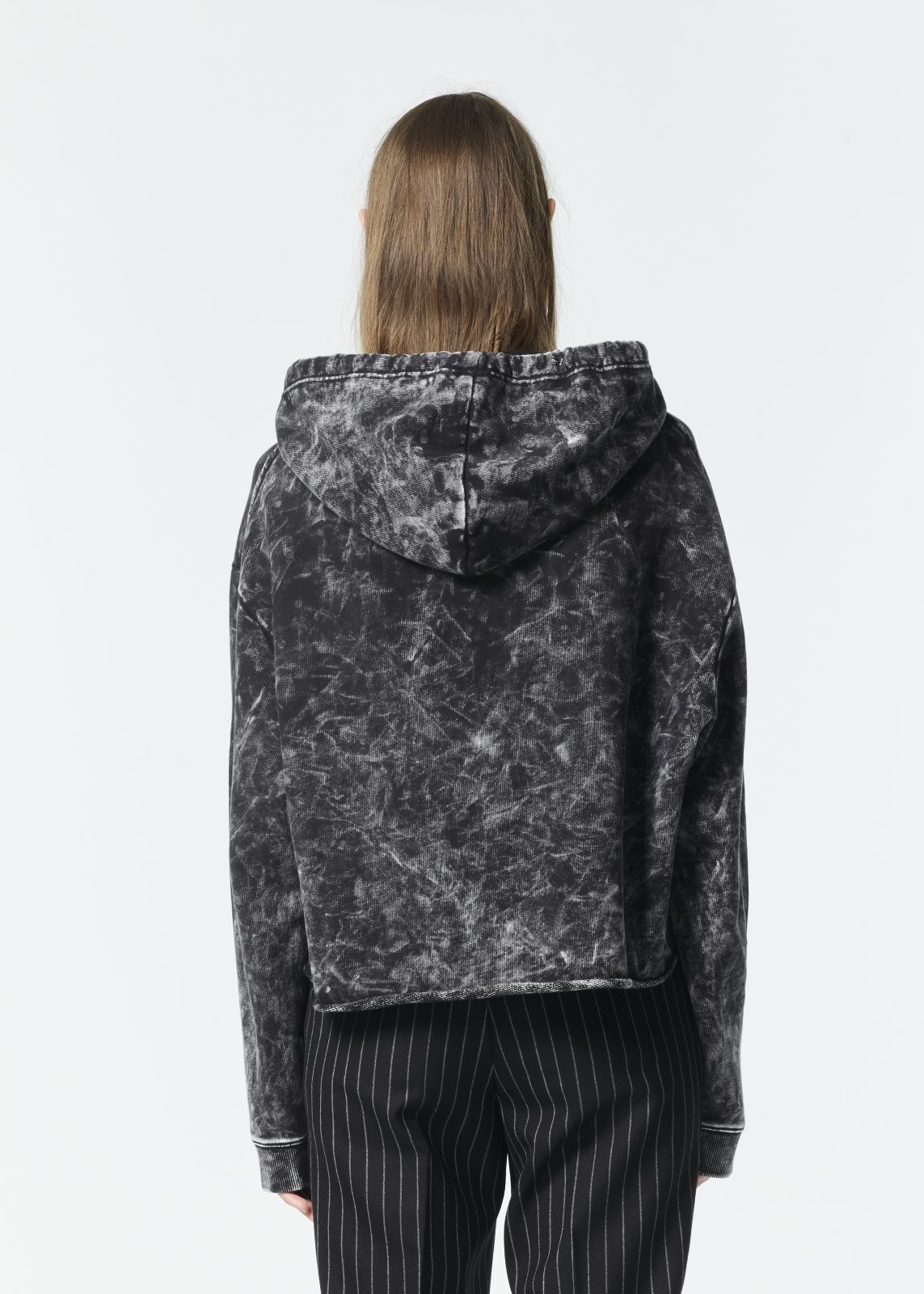 VplusY_black-cropped-hoodie_woman